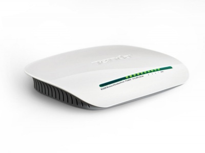 Imagine  Router 4 porturi Wireless N 300Mbps, antena interna, Tenda W368R