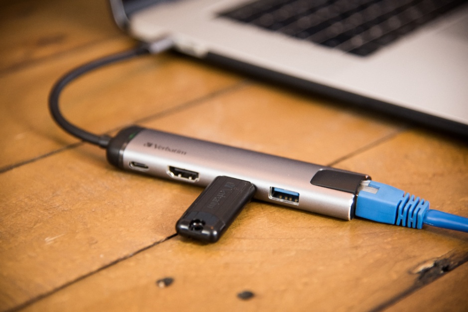 Imagine Docking station USB-C la 1 x HDMI 4K@30Hz, 2 x USB 3.0, Gigabit LAN, Verbatim 49141