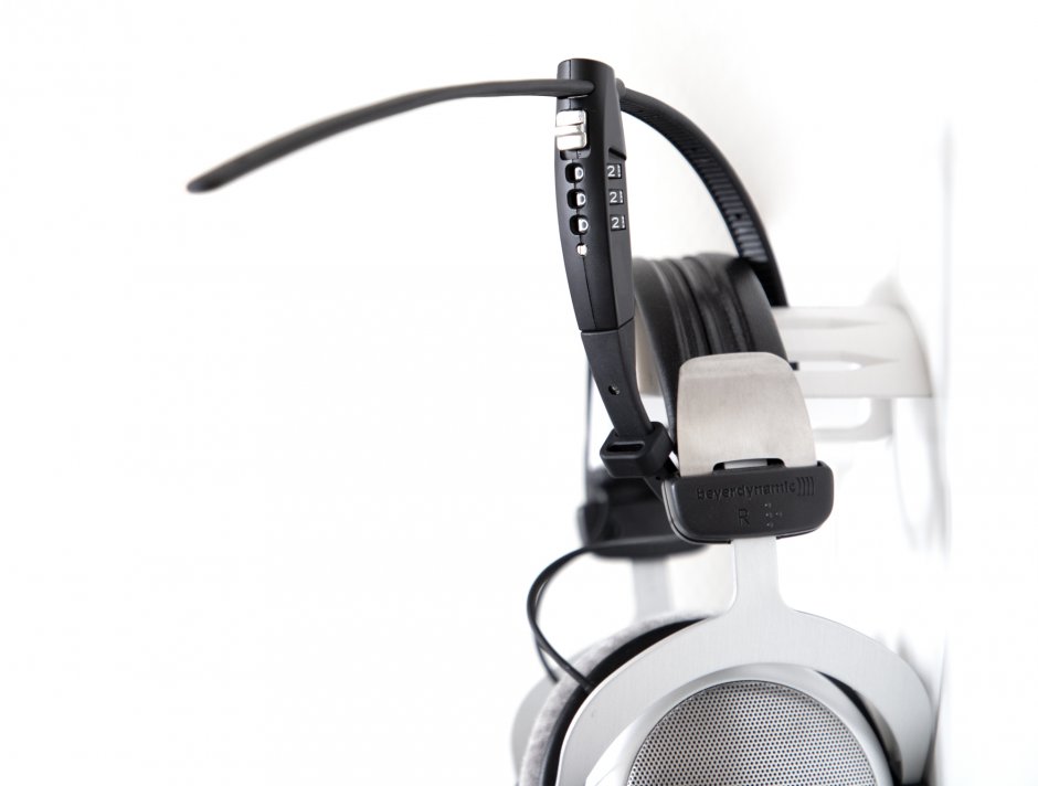 Imagine Cablu de securitate universal cu cifru Negru, Navilock 20930