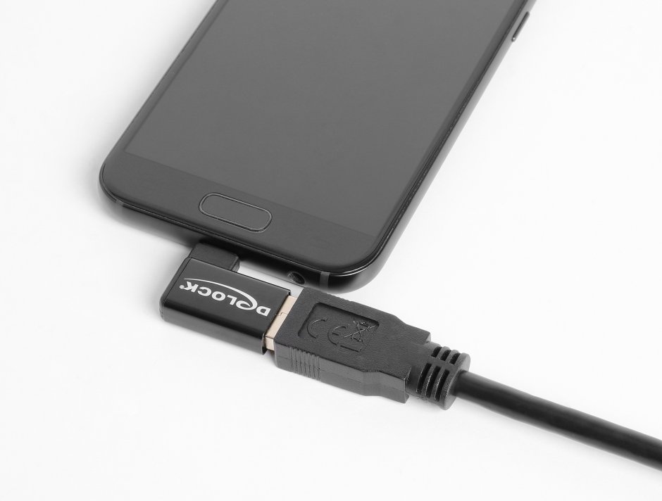 Imagine Adaptor USB-C 10 Gbps la USB-A unghi 90 grade T-M, Delock 67427